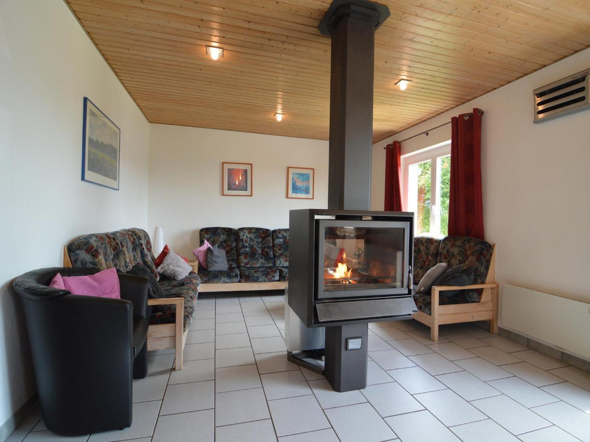 Charming House With Sauna And Many Other Amenities Малмеди Екстериор снимка